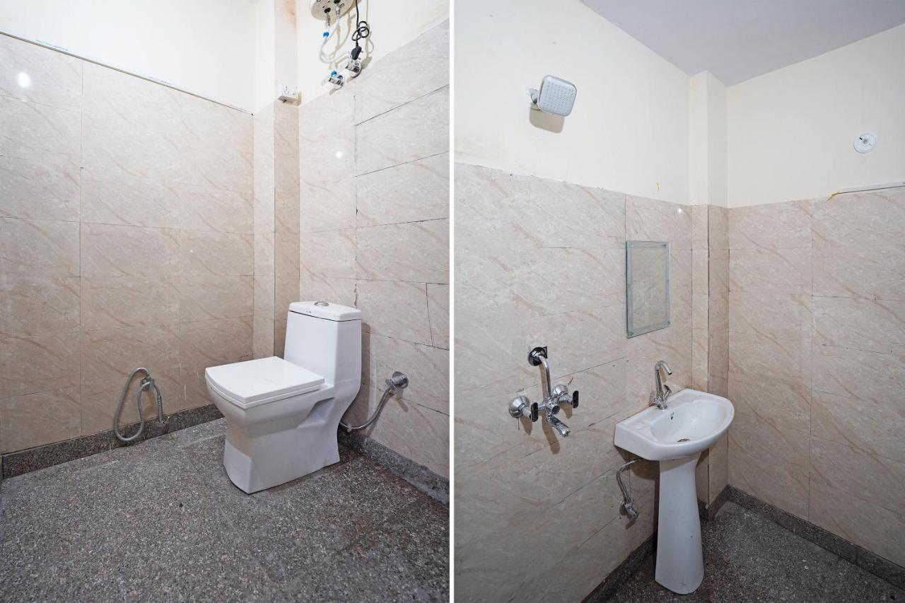 Oyo 46744 Hotel Yash Yeni Delhi Dış mekan fotoğraf